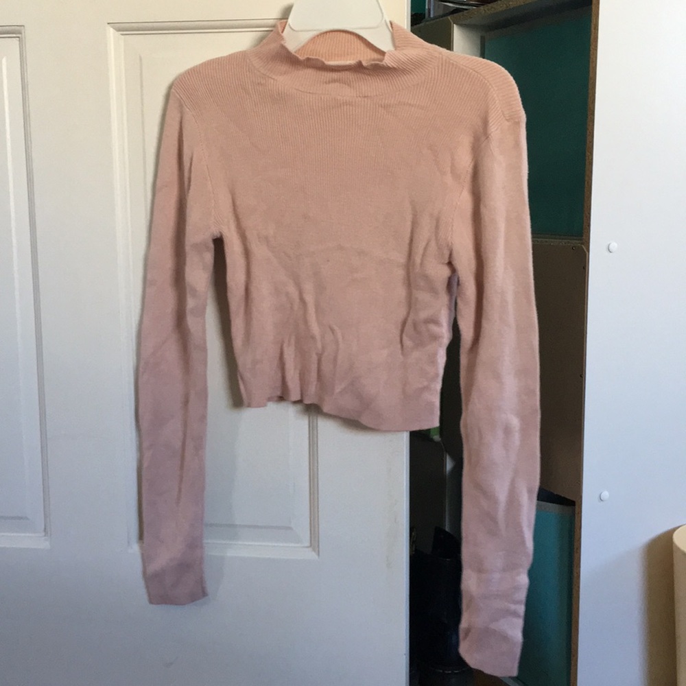 Long sleeve crop top